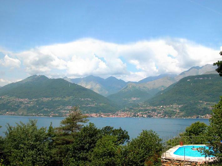 Villa Erica Con Piscina Privata Sul Lago Di Como Colico Eksteriør billede