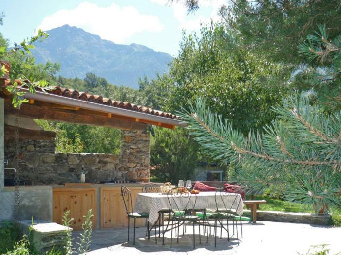 Villa Erica Con Piscina Privata Sul Lago Di Como Colico Eksteriør billede