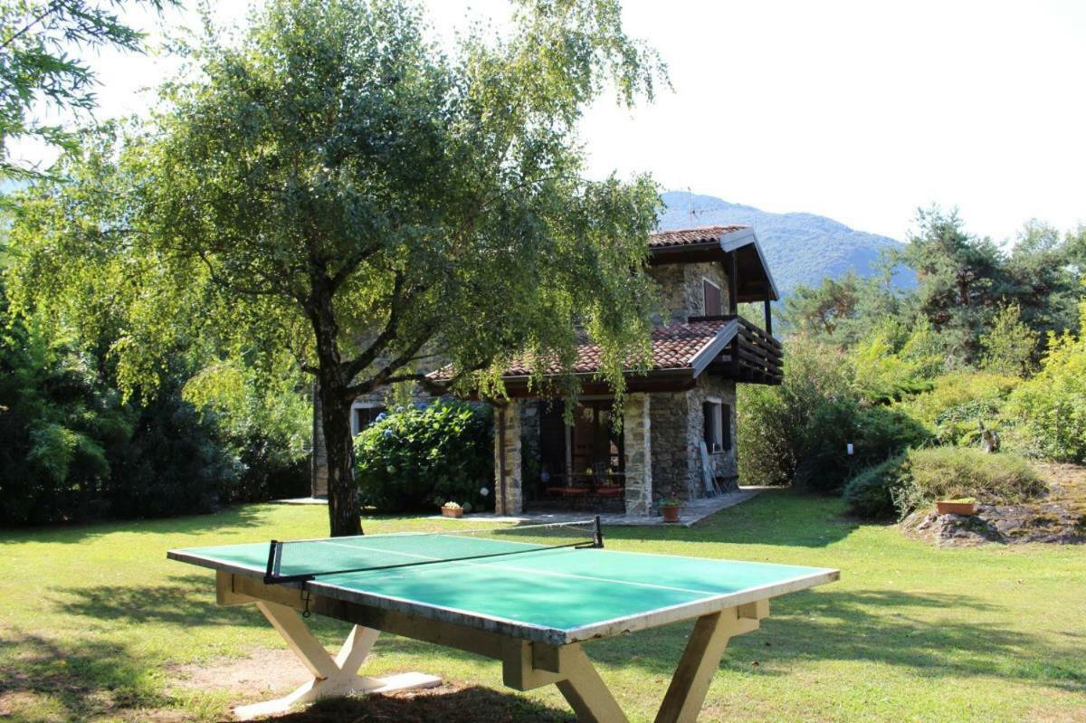 Villa Erica Con Piscina Privata Sul Lago Di Como Colico Eksteriør billede