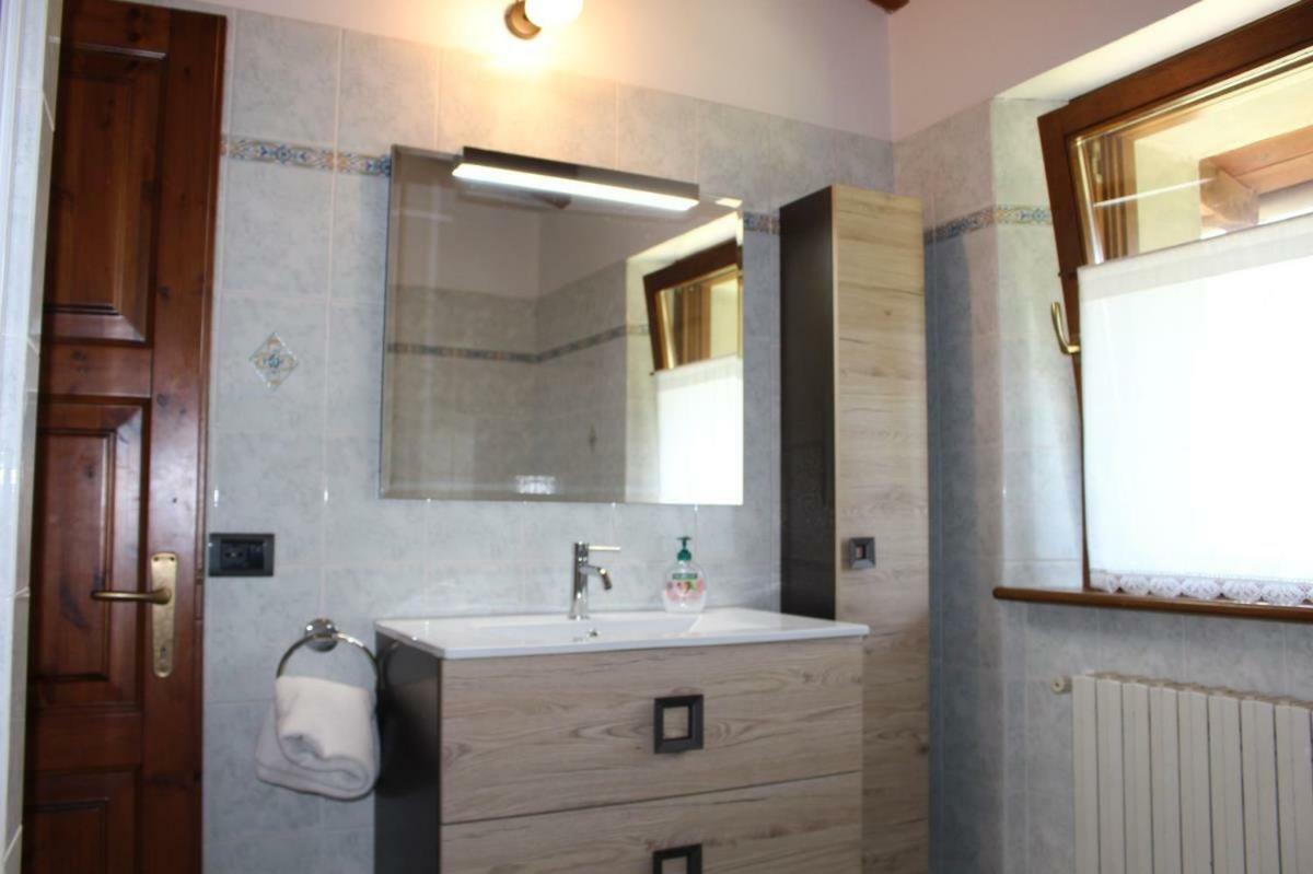 Villa Erica Con Piscina Privata Sul Lago Di Como Colico Eksteriør billede